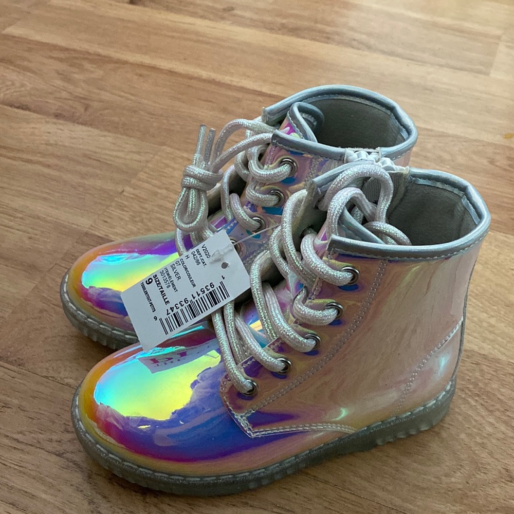 Toddler Metallic Boots
